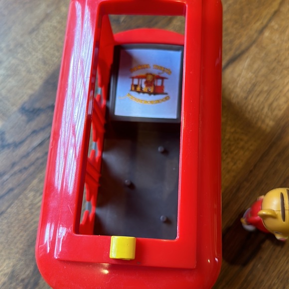 Daniel Tiger pull back and go trolley. GUC. Comes with two Daniel tigers. - Picture 3 of 3
